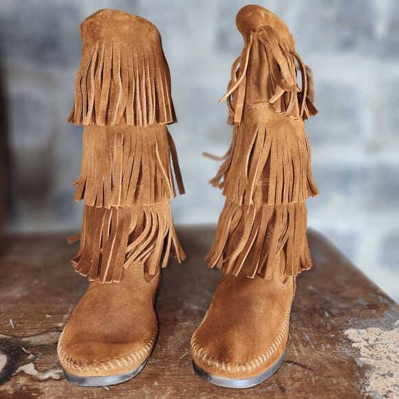 MINNETONKA sz 7 brown suede 3 layer fringe boots - Picture 3 of 7